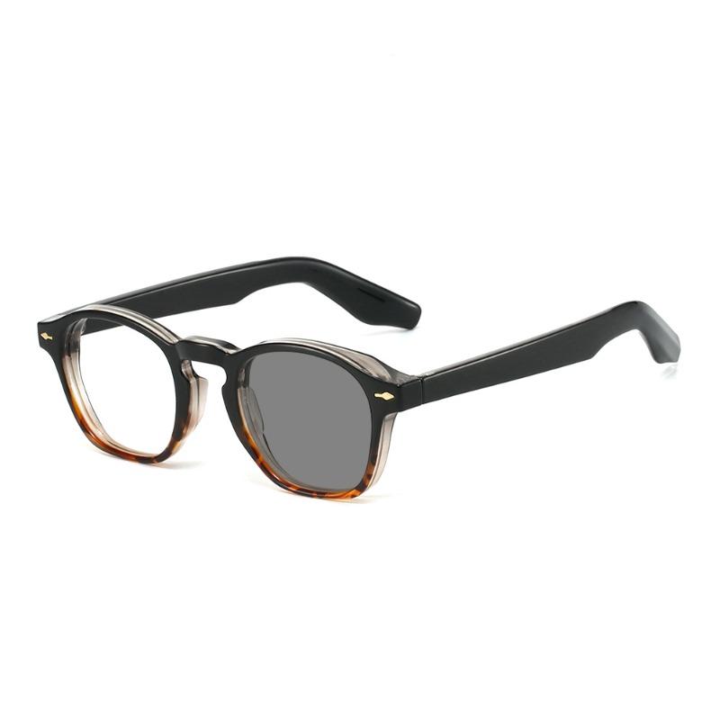 New Photochromic Reading Glasses Unisex Blue Light Blocking Glasses Fashionable Square Frames Turn Grey Presbyopia Glasses