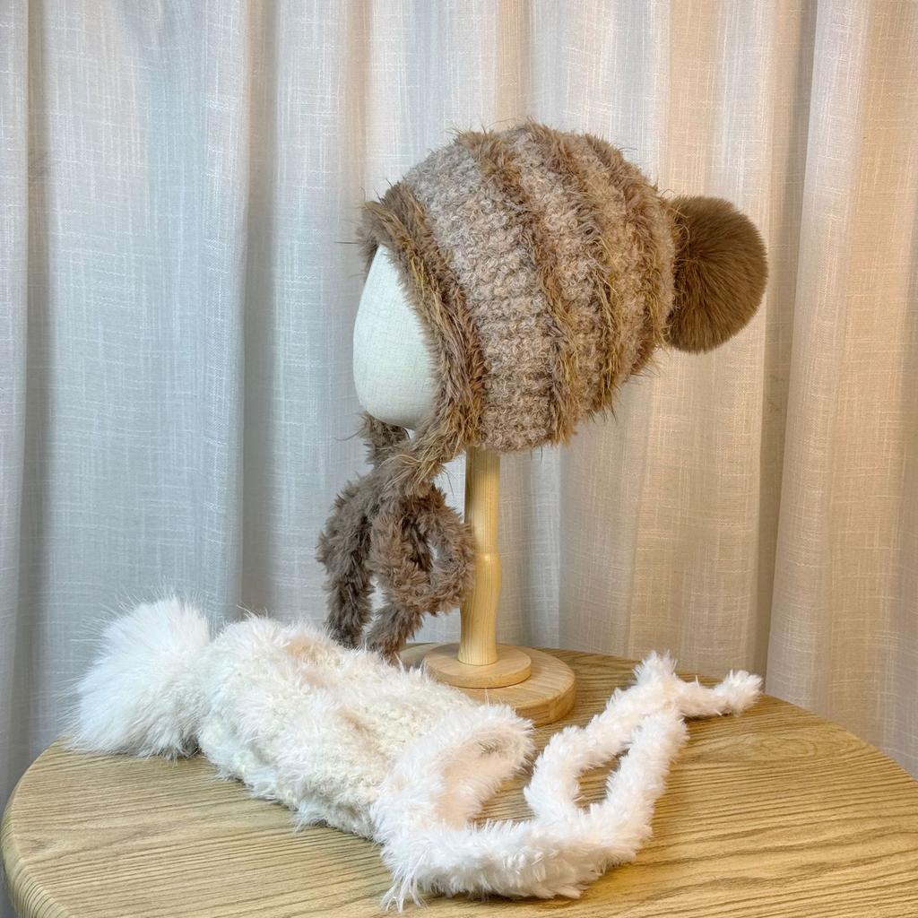 Plush Hat for Women in Autumn and Winter Thickened Warm Ear Protection Hat with Straps Versatile Cold Proof Lei Feng Hat