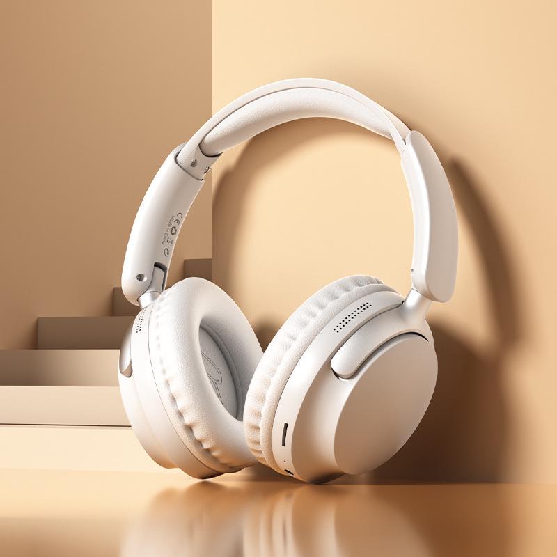 

V780 Over-Ear Wireless Bluetooth Headset, Foldable & Card-Insertable for Gaming and Music. білий