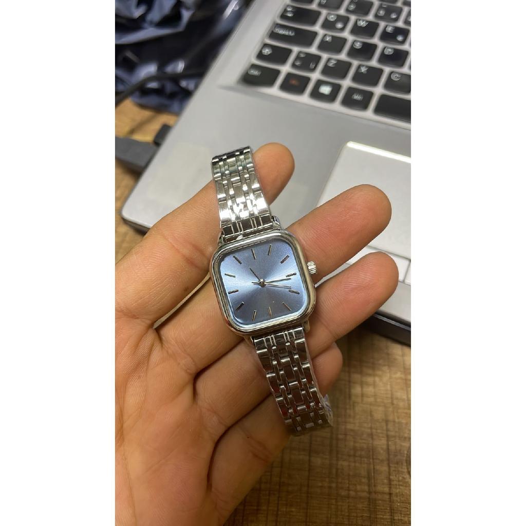 Damen-Armbanduhr im Retro-Stil mit quadratischem Zifferblatt