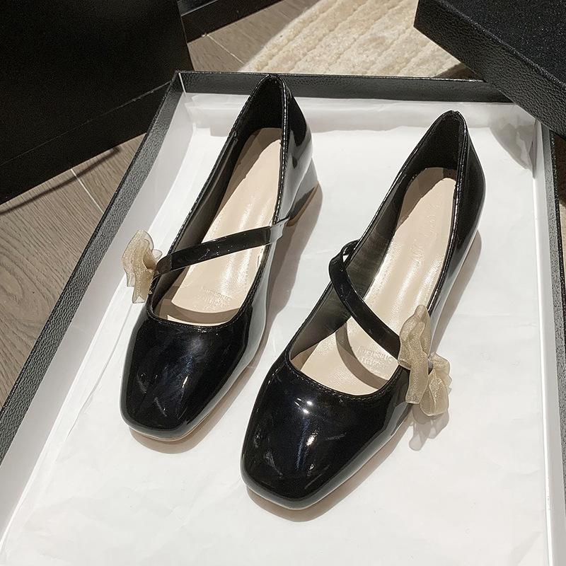 

2024 Spring and Autumn Fairy Wind Bow Mary Jane Shoes Women s French Hundred-match Square Head Thick Heel Light Mouth Fashion Single Shoes Women 39 чорний