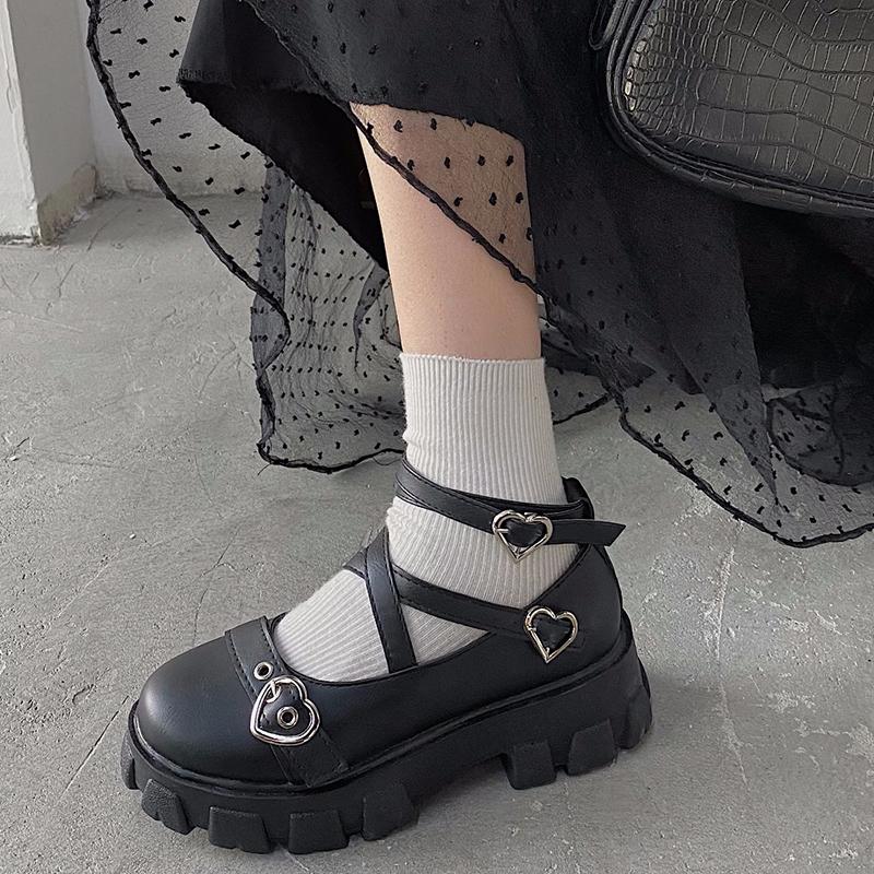 Women 'S Heart Buckle Platform Mary Jane Shoes Fashion Cross Strap Chunky Heels Lolita Shoes Woman Patent Leather Pumps