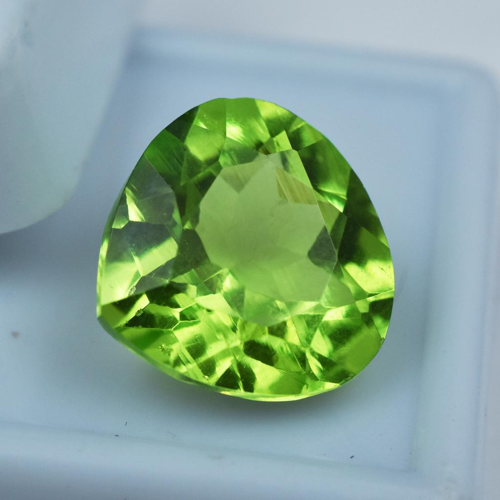 Beautiful Green Peridot 10.00 Ct NATURAL Pear Cut Loose Gemstone