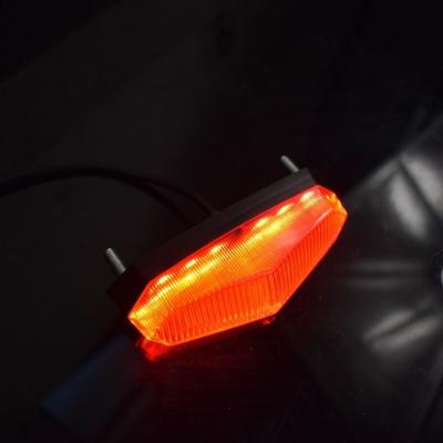 Luzes Traseiras para Bicicleta Elétrica 12V-80V Design à Prova d'Água Tecnologia LED Lâmpada de Aviso de Segurança LED Aviso de Segurança Passeio Noturno