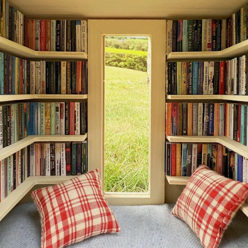 1 Set Miniature Room Decoration Creative Anti-Anxiety Bookshelf Handmade Room Box With Exquisite Wooden Scenes