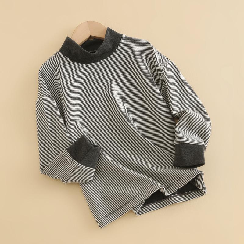 

Детская водолазка из немецкого бархата в полоску на осень/зиму 120 (110-120cm/40-50kg)