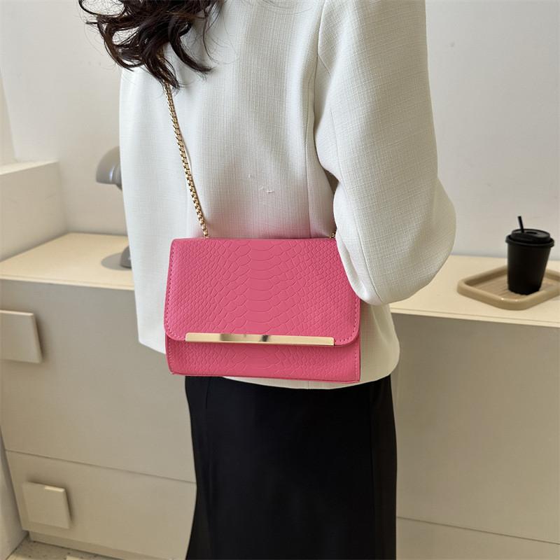 Trendy Korean Style Chain Shoulder Bag For Women In Black White Green Pink Brown