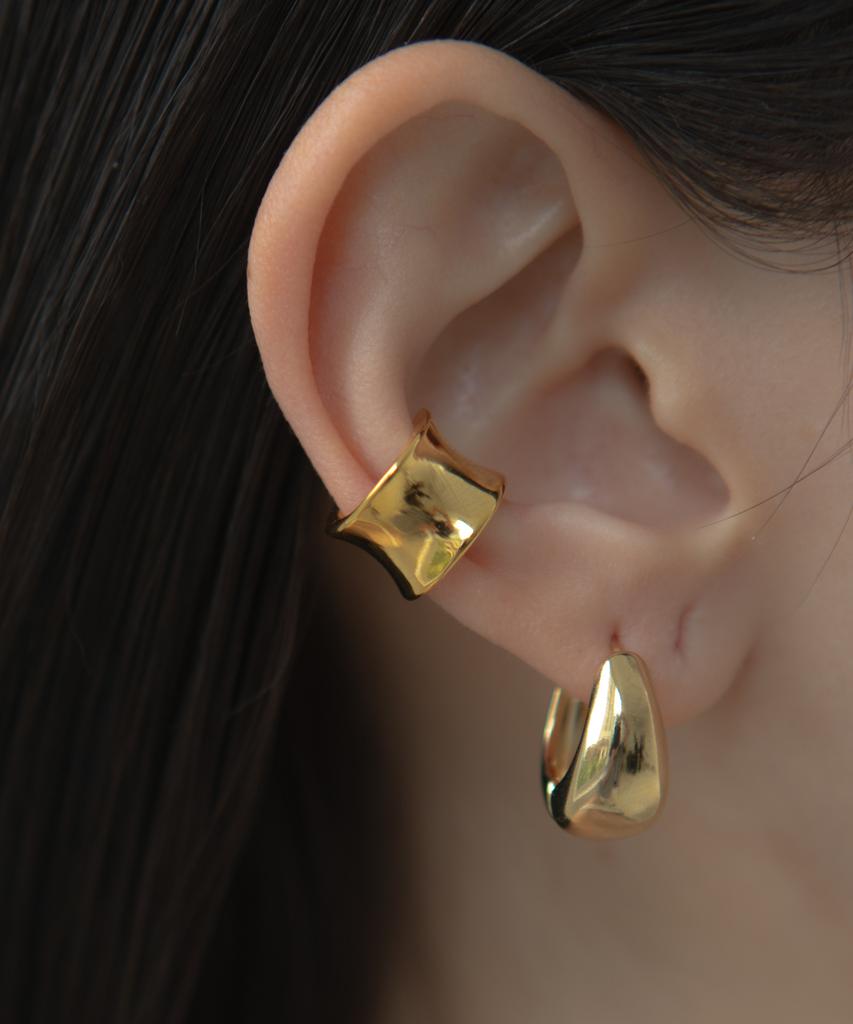 Novice Tokyo Reverse Round Ear Cuff / Gold