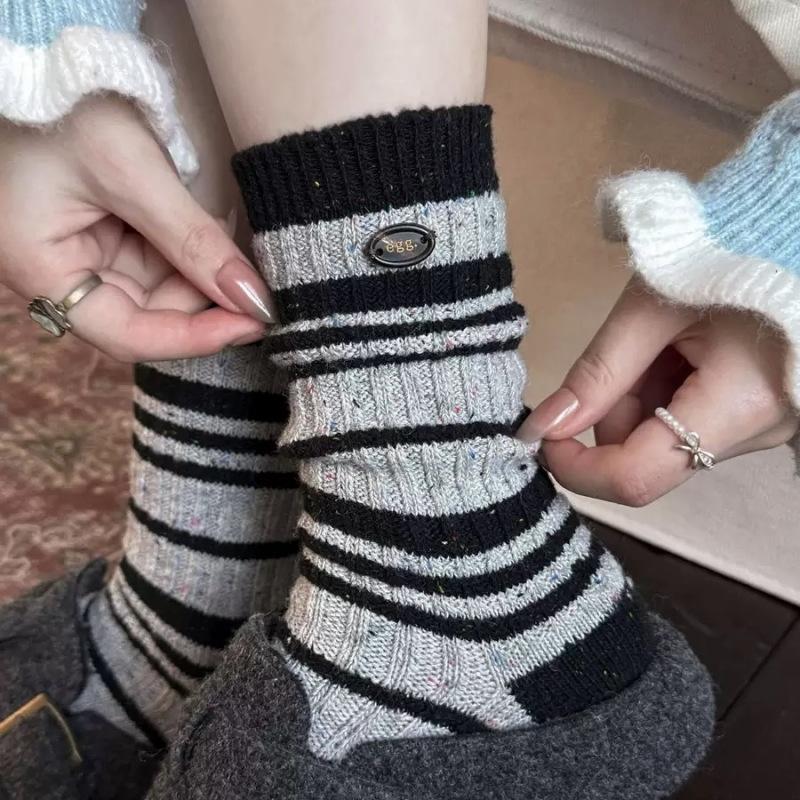 Ladies Autumn Winter Thickened Warm Button Striped Wool Mid Barrel Pile Socks
