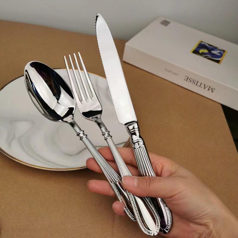 304 Stainless Steel Lace Pattern European Cutlery Set: Elegant Knives, Forks, and Spoons for Hotels and Homes