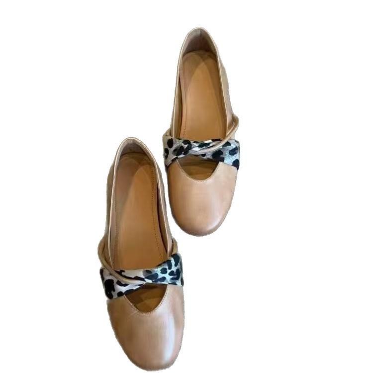 Cowhide Version Retro Round Head Light Mouth Leopard Print Flat-soled Single Shoes Women's New Autumn Niche Design Soft-soled French Commuter Shoes