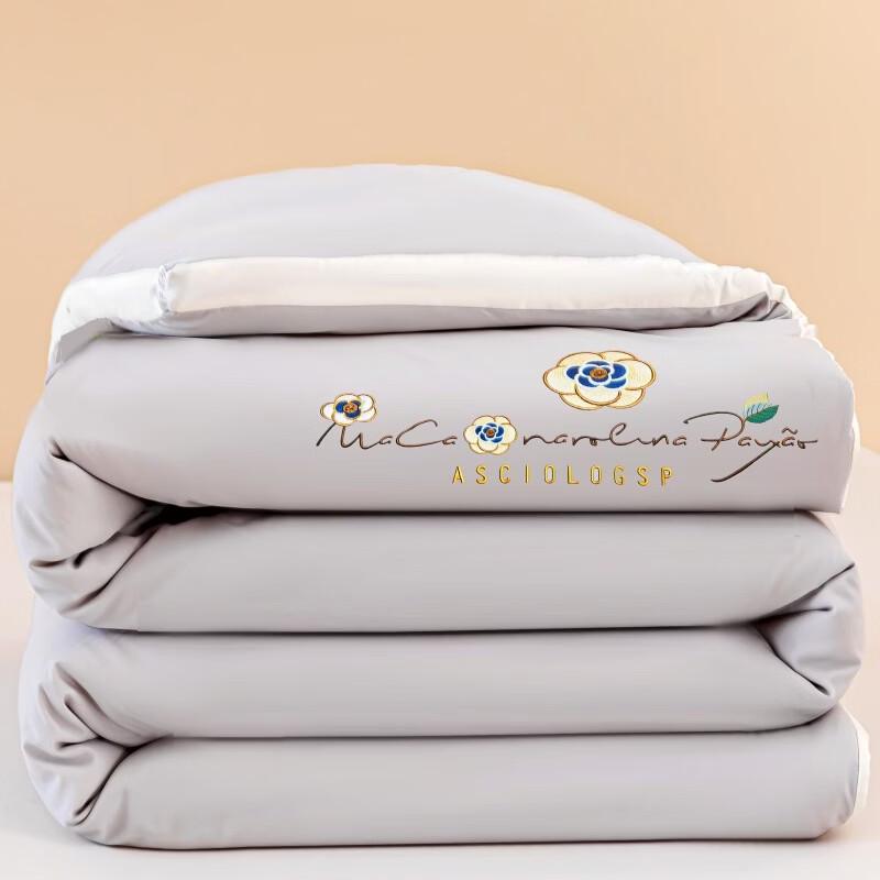 Mling Camellia All-Season Quilt