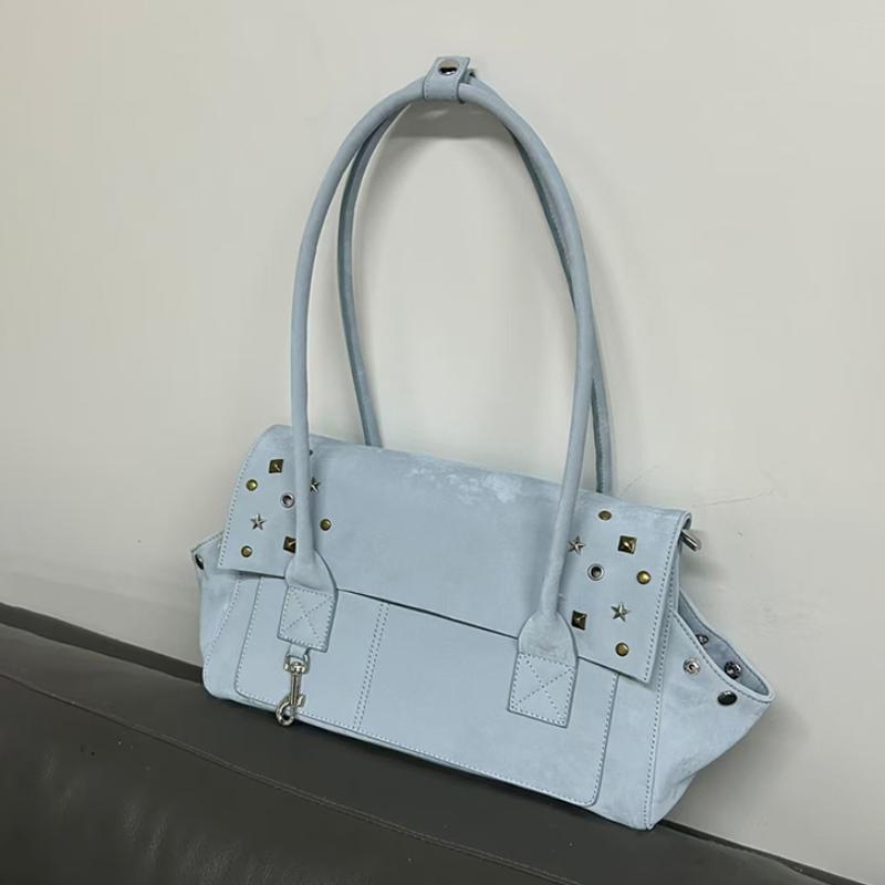 

Vintage Studded Shoulder Handbag Women Star Rivet Design Tote Bag Casual Structured Tote Bag Daily Commute Street Style Flip Bag 33x12x21cm синій