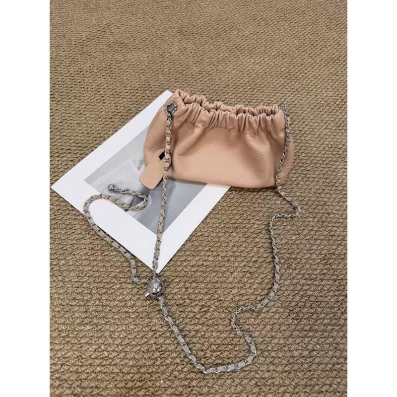Borsa pieghevole di alta gamma Catena dorata 2026 Pelle di mucca Versatile a nuvola Monospalla Sottobraccio a tracolla Donna