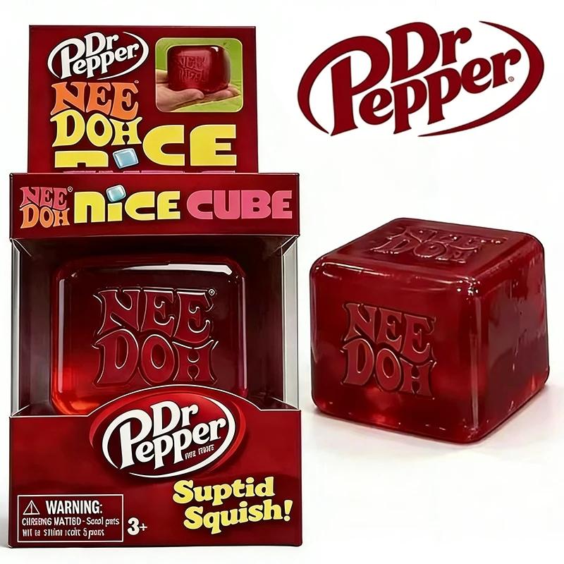 Dr Pepper X Needoh Приємний Кубик Сквіші Іграшка для Зняття Стресу, М'який Стискаючий Кубик-Фіджет Для Дітей та Дорослих, Сенсорна Іграшка для Зняття Тривоги
