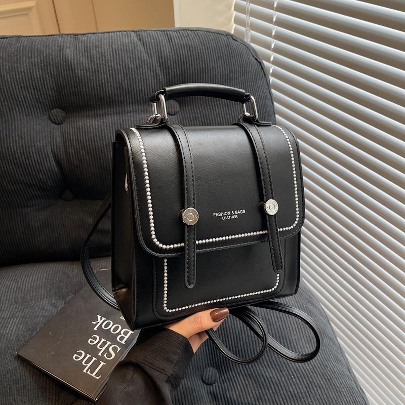 

Niche design bag women s new versatile backpack women s retro travel small backpack чёрный