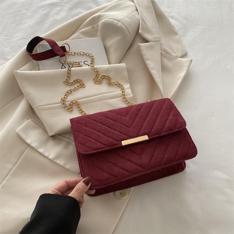 Stylish and simple chain bag women's 2025 spring new texture ins small square bag retro commuter messenger women's bag