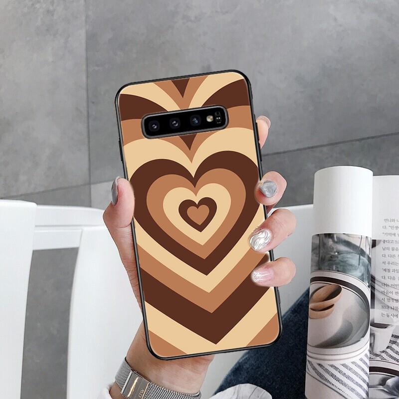 Phone Case for Samsung Galaxy S22 S20 Ultra S20 S22 Plus S21 S10 S9 S8 Plus S10E S20 FE Brown Heart Circle Phone Capa