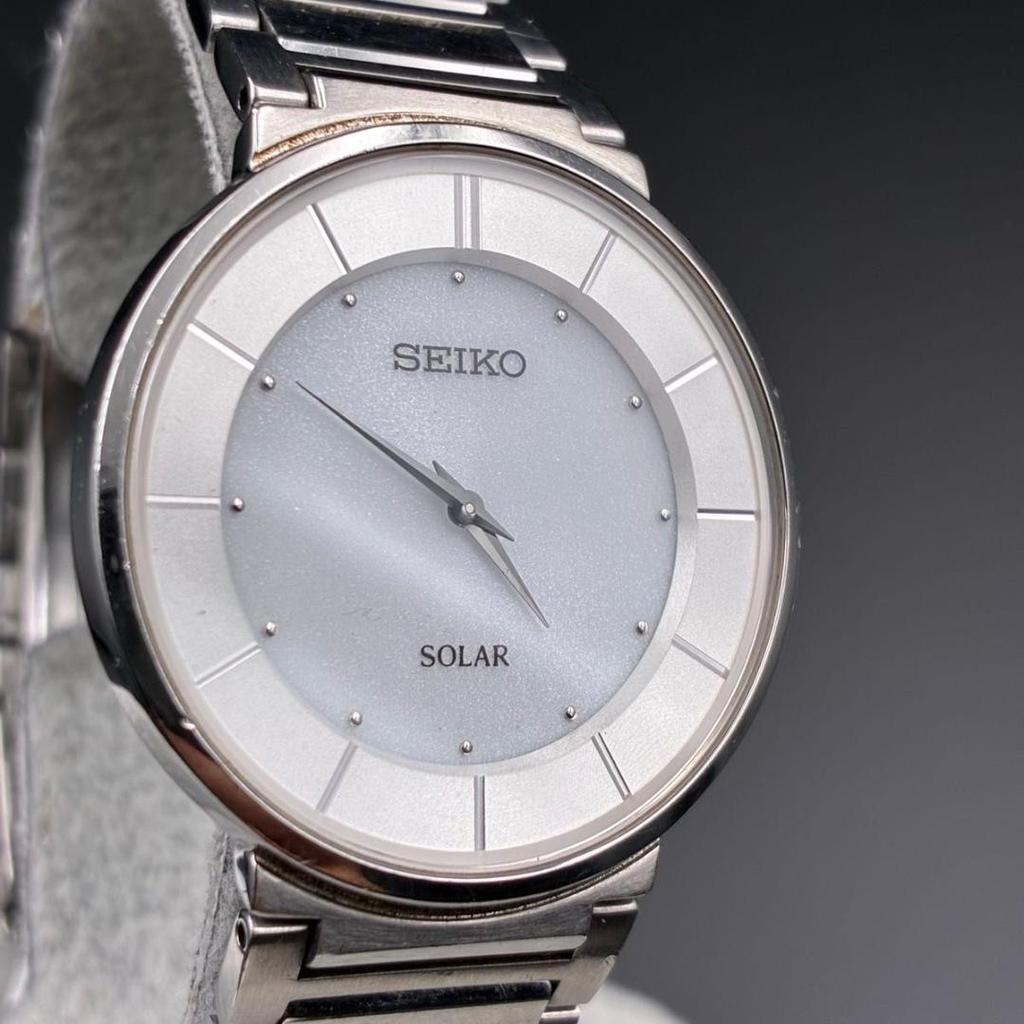[USED] SEIKO V110-0BB0 Solar Round Silver
