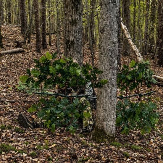 Přenosný lovecký maskovací stojan na větev, Nastavitelný skládací maskovací stromový stojan s více háčky, Příslušenství pro krytí pro lov jelenů, krocanů v přírodě