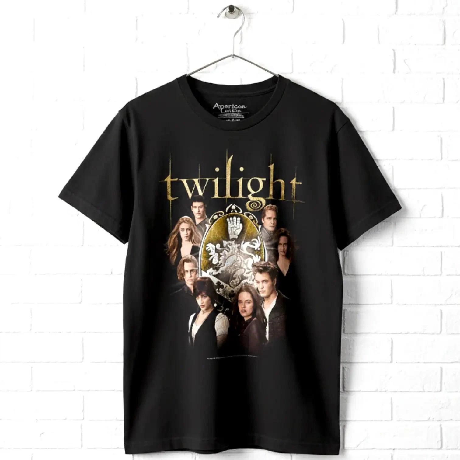 Twilight Cullen Family Crest Men s T Shirt XXL