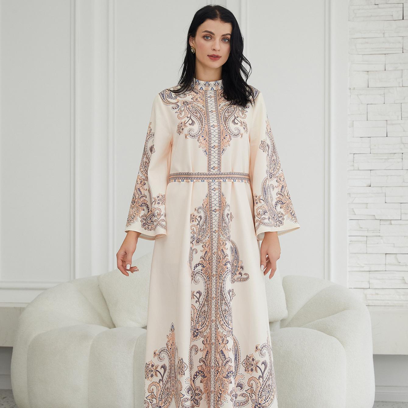 

Middle Eastern Retro Print Stand-Up Collar Abaya Dress SW2101 L вершковий/білий