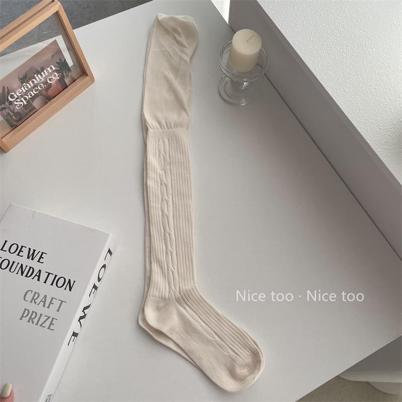 Autumn And Winter Knee Socks Calf Socks Women'S Thigh Socks Ins Korean Wear Twist Pattern High Tube Socks Beautiful Leg Stacking Socks
