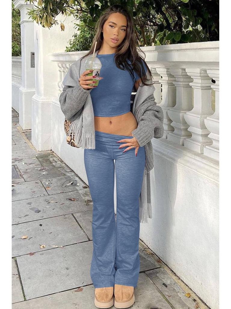 Women's Casual Workout Two-piece Set - Round Neck T-shirt & Low-waisted Flared Pants