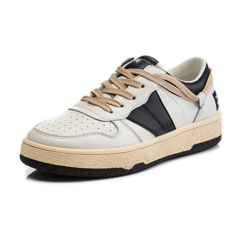 Maßgeschneiderte Paar Leder Deutsche Trainingsschuhe 2025 Frühling neue Einzelschuhe flache Damenschuhe Plateau weiße Schuhe große Größe 44