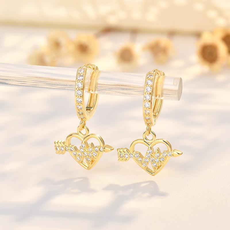 Gold Plated Heart Shaped Earrings for Women with Zirconia Embedded Copper Jewelry Clip On Fashion Accessories