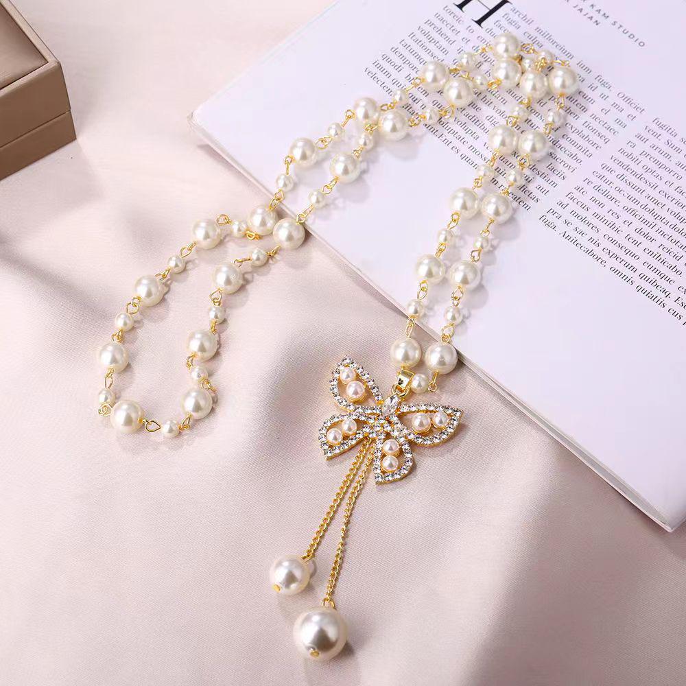 Korean Pearl Necklace: Luxurious Long Sweater Chain for Autumn/Winter