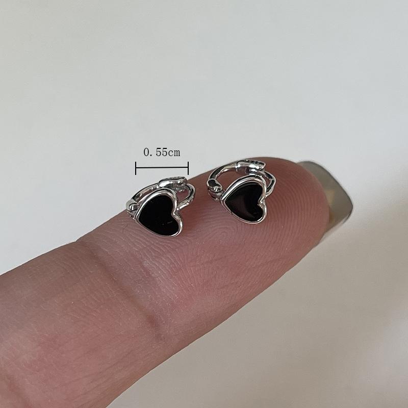 

PANJBJ 925 Sterling Silver Love Heart Hoop Earring for Women Drip Glaze Design Hip Hop Trend Cool Jewelry Gift Dropshipping