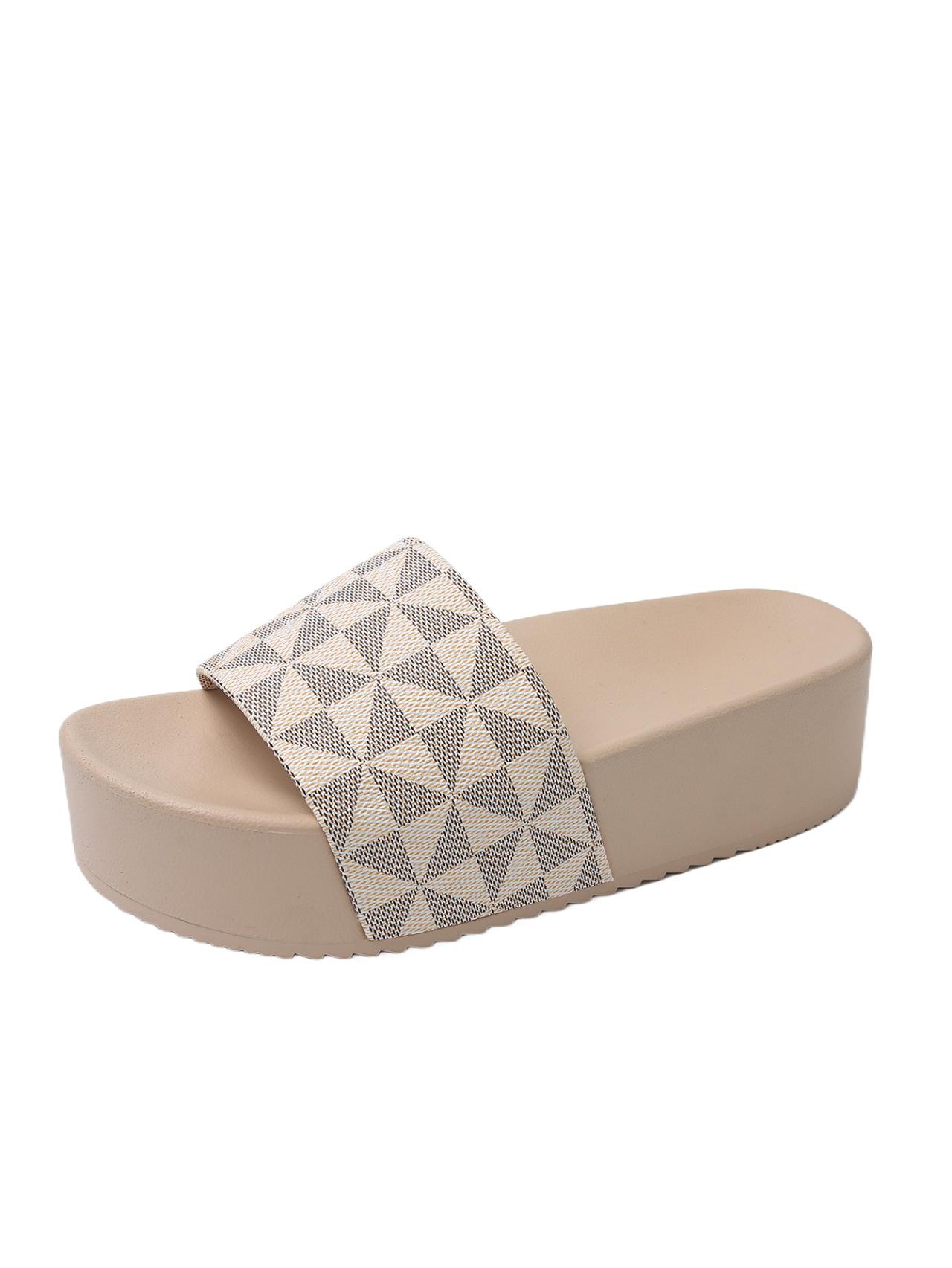 

Летом 2025 года выйдут новые однотонные женские тапочки большого размера в европейском и американском стиле с круглым носком и толстой подошвой. 43