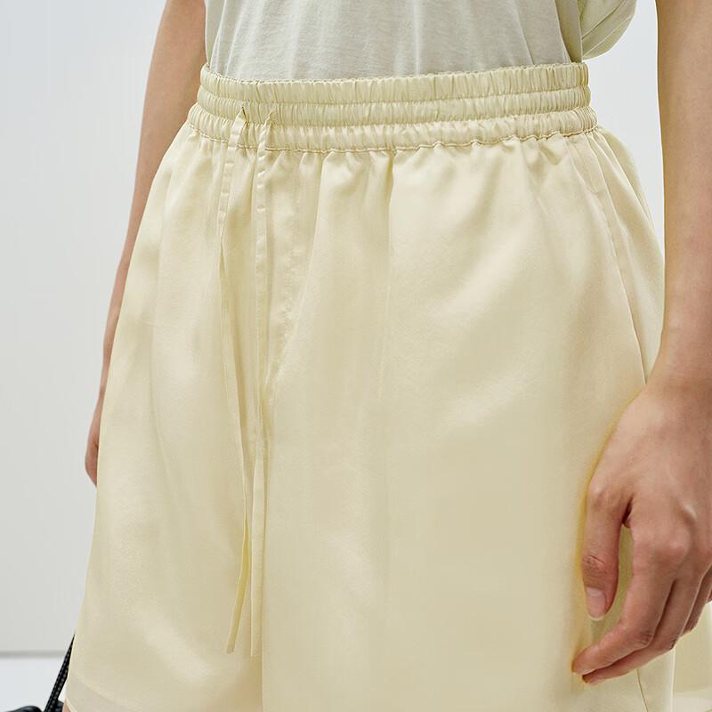 LESS 2025 Summer New Straight Loose Silk Shorts