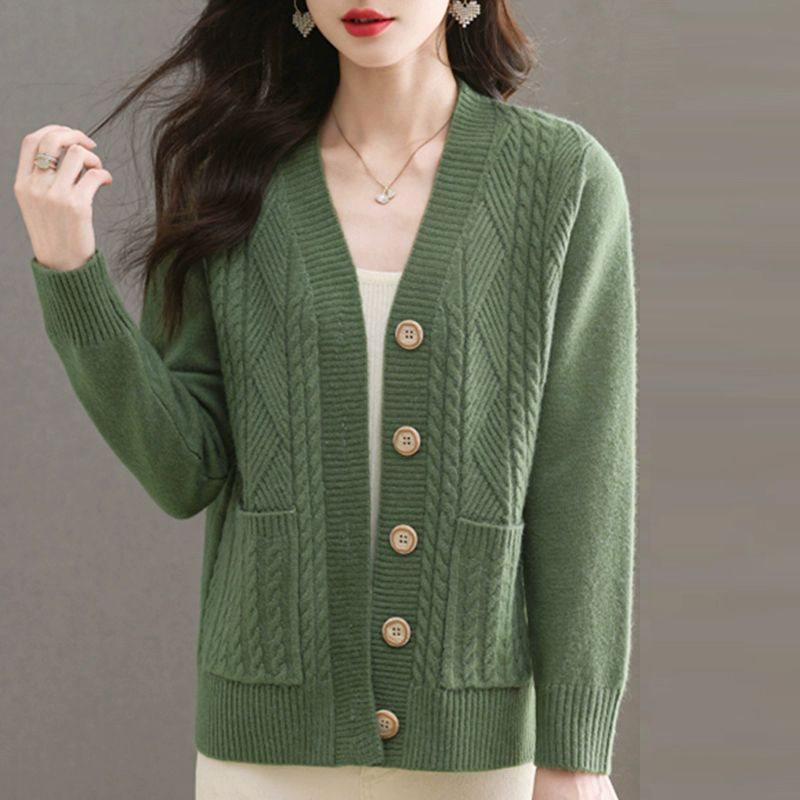 

Women s Spring & Autumn Knitted Cardigan - Thick, Loose Sweater for Middle-Aged Moms 3XL (140-155 Jin) розовый