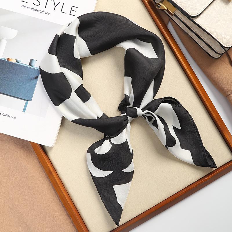 Luxury Versatile Houndstooth Printed Square Scarf Satin Sun Protection Lightweight 70 Ladies Headscarf