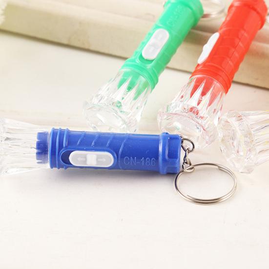 10Pcs Flashlight Toy Metal Buckle Portable Diamond Shape Exquisite Comfortable Grip Entertainment Fine Workmanship Kids Flash Light Key Rings Pendant