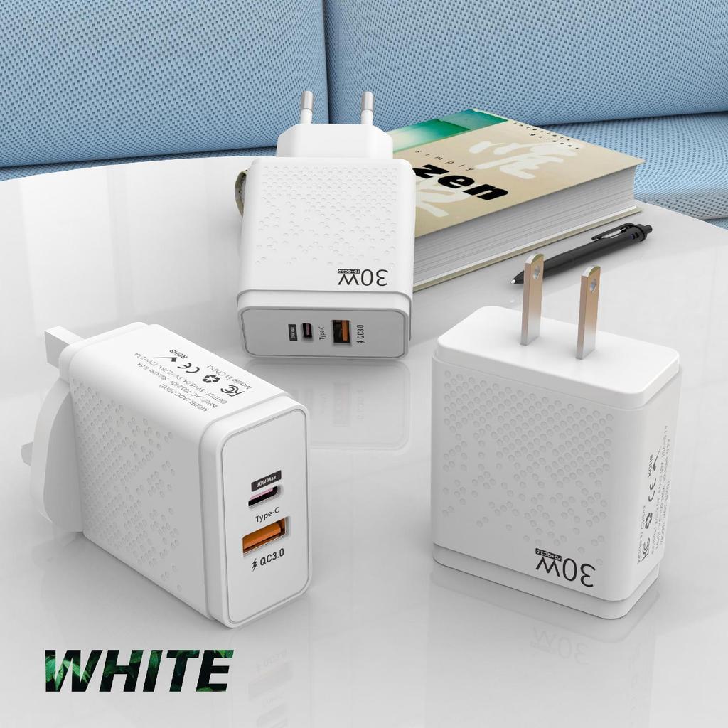High-Power Multi-Port Universal PD Charger with US/EU Plug