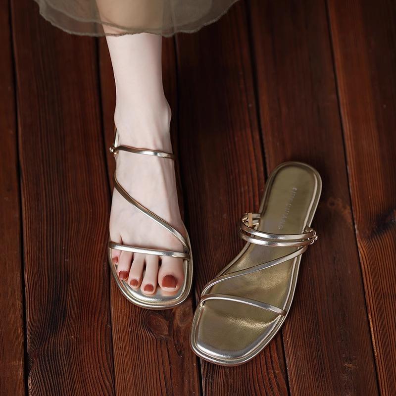 Beautiful two wear soft-soled sandals, women's new summer wear in 2025, fashionable flat-bottomed and versatile sandals