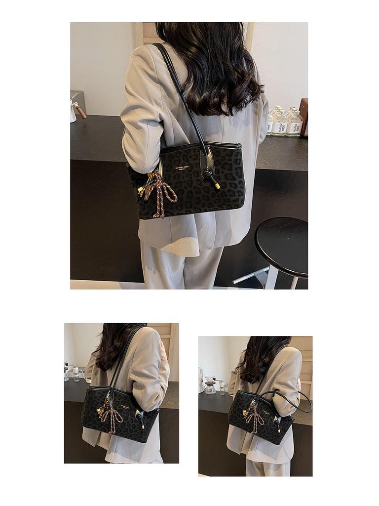 High-Value Women's Fashion Tote: Versatile Leopard Print Large-Capacity Shoulder Bag for Outdoor and Commute