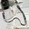 Embroidered rhombus buckle shoulder messenger women's bag, a new versatile light luxury Kelly bag