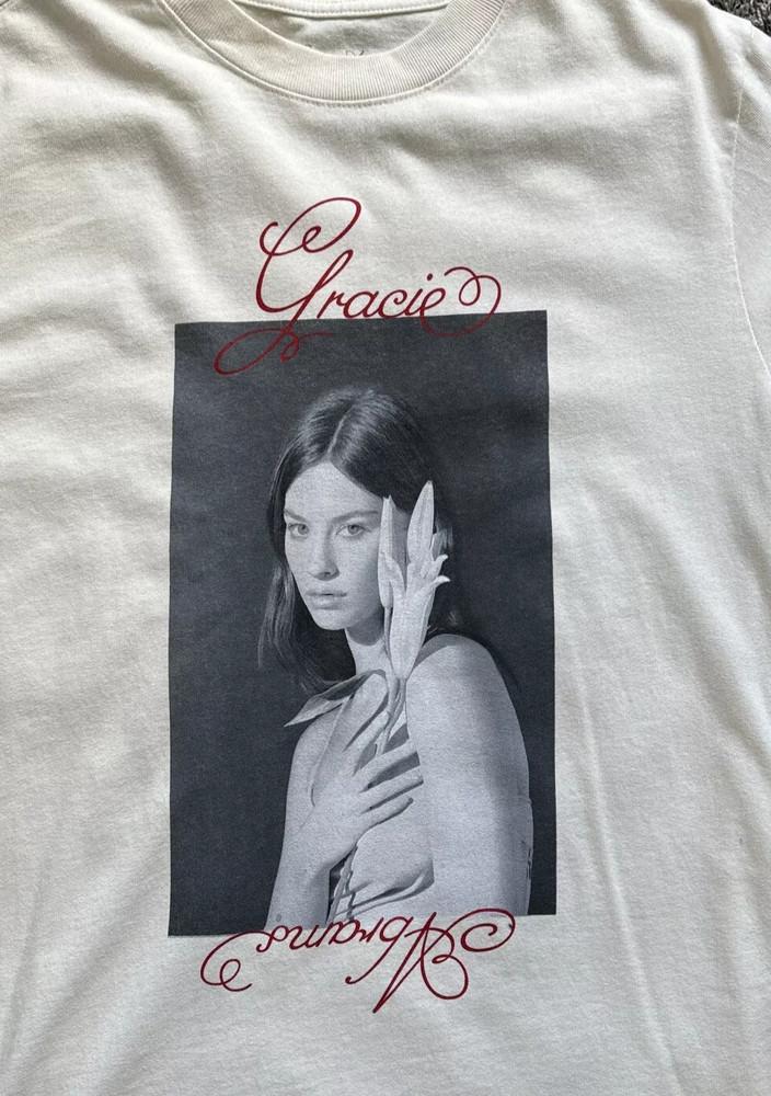 

New Popular Gracie Abrams White T-Shirt Cotton Full Size Unisex T-Shirt S