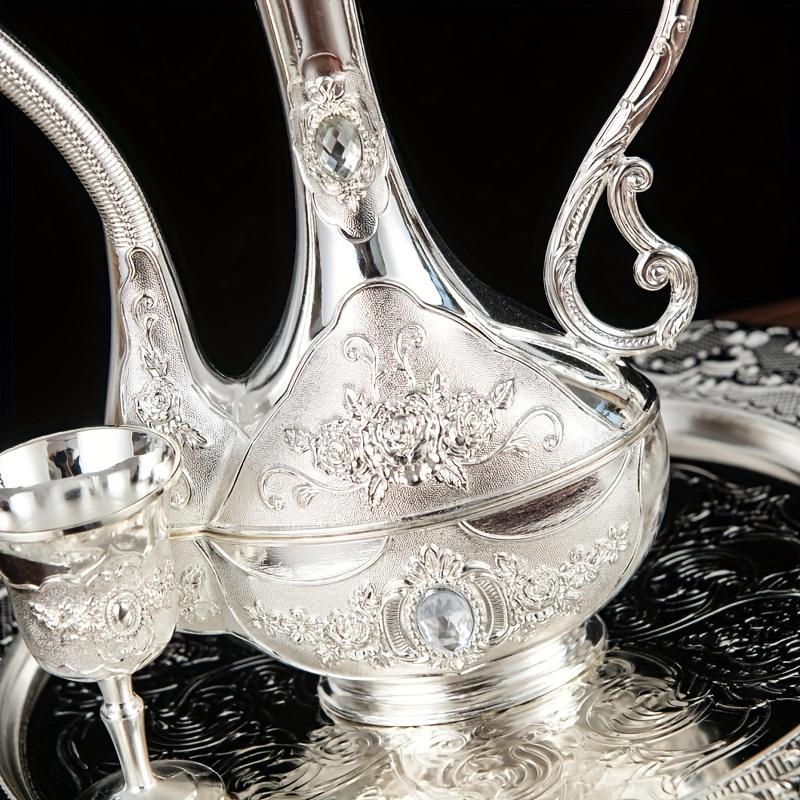 Sada vintage kovové turecké konvice na kávu, sada v evropském stylu, čajová sada 6 luxusních kávových šálků, řemeslný čajový tác a konvice na servírování čaje, kávy a cappuccina