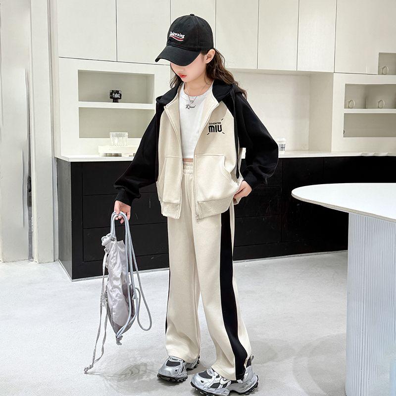 

Girls Korean-Style 2025 Autumn Sportswear Set: Fashionable Two-Piece for Big Kids 120, height 105-115 cm, weight 33-40 kg