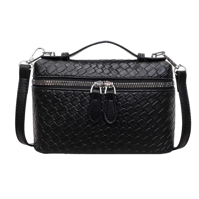 

Spring new cosmetic bag small square bag woven texture small fragrance shoulder crossbody chain portable box bag чёрный