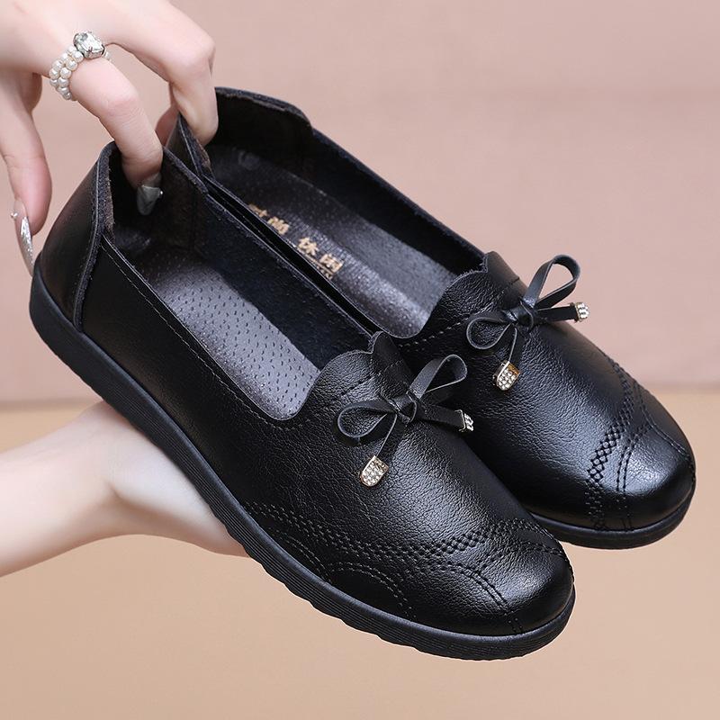 

Новая весенняя обувь, одинарная обувь, обувь на мягкой подошве, кожаная обувь, женская обувь среднего и пожилого возраста, плоская, нескользящая, весенне-осенняя обувь, обувь для пожилых 35