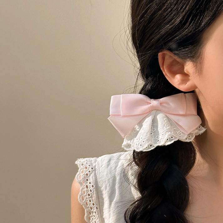 Enchanting Lily Flower Hair Clip: Elegant Shark Clip for Updos