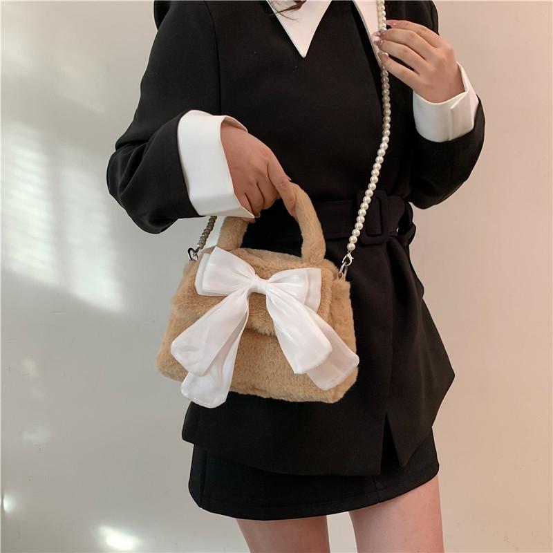 Süße Schleife, süße, mädchenhafte Plüschtasche, Pendeltasche aus Plüsch mit Perlen, Hand-Schulter-Umhängetasche