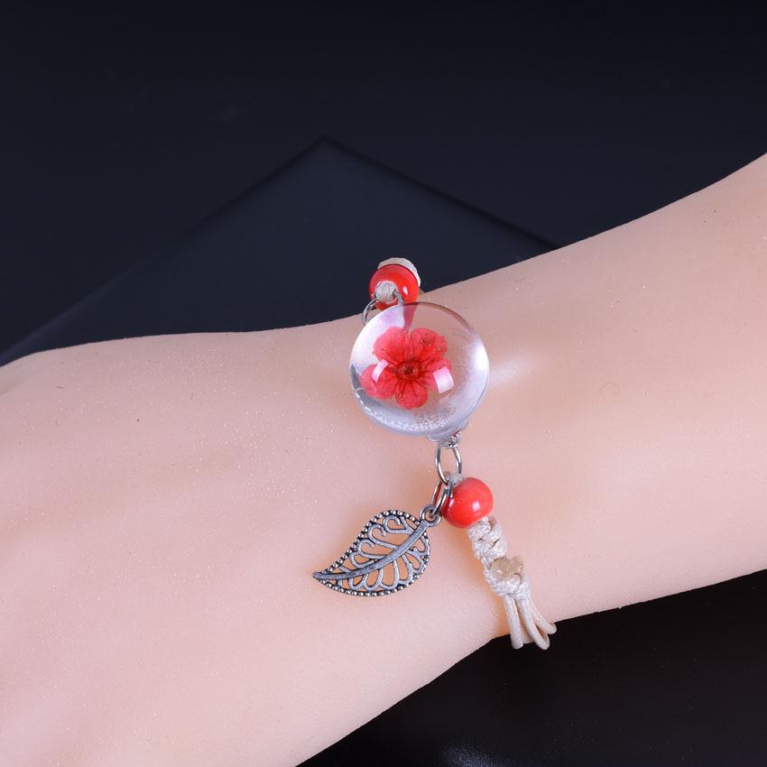 Adjustable Dried Flower Bracelet: Glass Ball with Dandelion & Baby's Breath, Perfect Gift for Best Friends & Couples