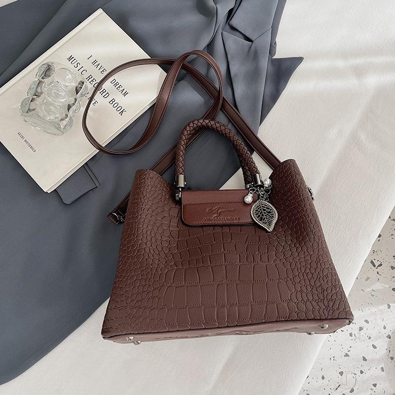 

Top Brand Classic Bag Female Black Commute Handbag Tote Quality Alligator Bag Large Capacity Pu Leather Shoulder Crossbody Bag 31cmX20cmX13cm
